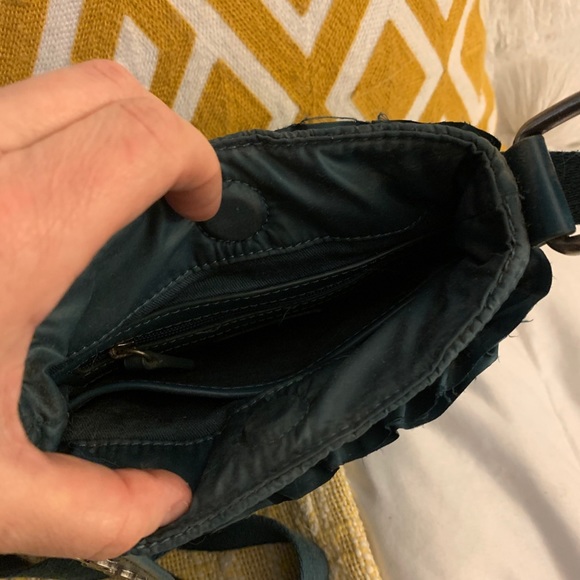 Juicy Couture crossbody - Picture 3 of 3